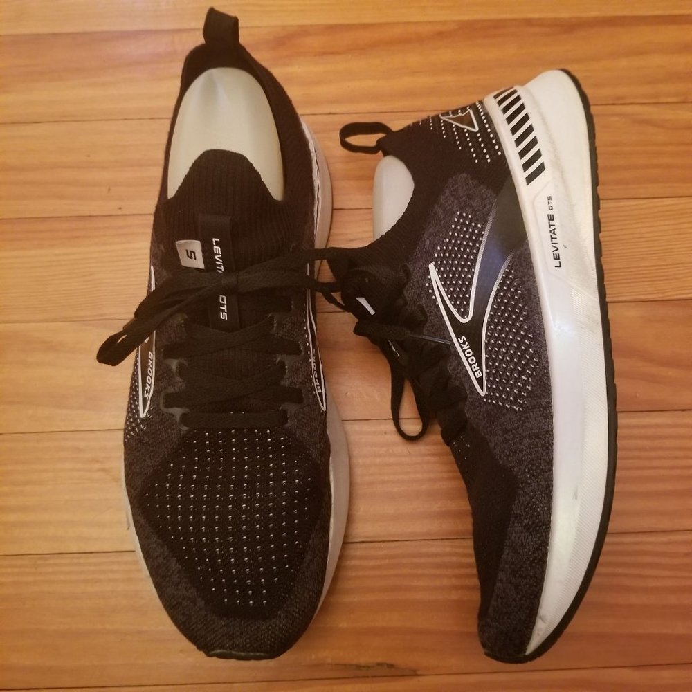 Brooks 9.5 LEVITATE 5 Running Sport Tennis Shoes Sneakers‎ Comfort Black